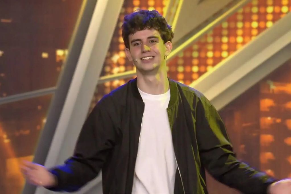 Alex-Ruiz-Pase-de-oro