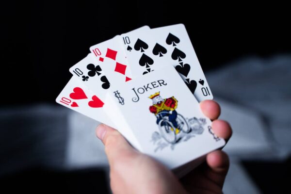 Joker Y Cartas De La Baraja De Poker Trucada Bicycle Biselada