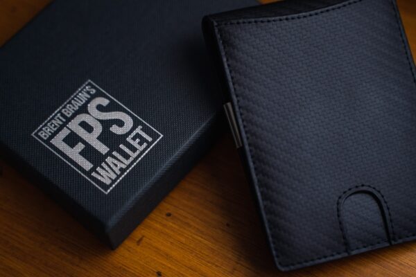 Viaje Magico De Carta A La Cartera Con La FPS Wallet De Magic Firm Negra